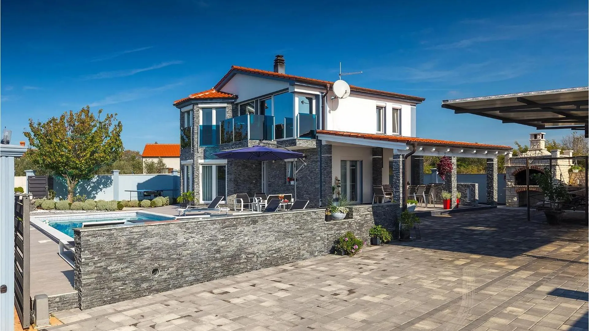 Villa Danijela Pula 0*,  Croatia